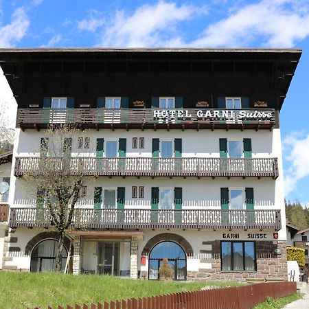 Hotel Garni Suisse サン・マルティーノ・ディ・カストロッツァ エクステリア 写真