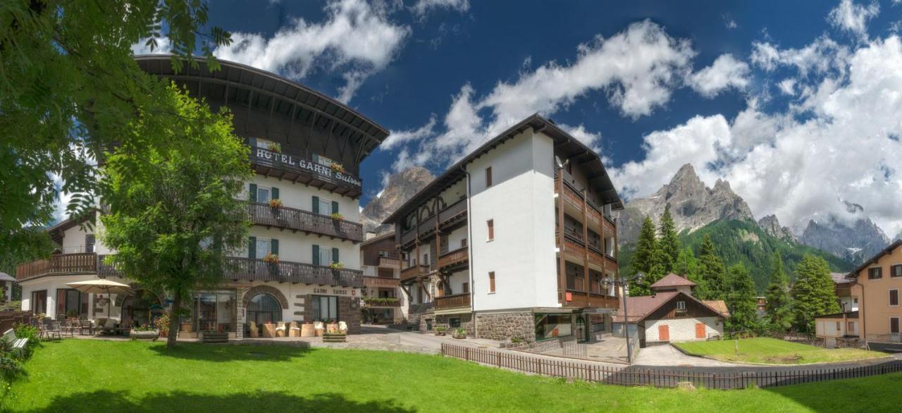 Hotel Garni Suisse サン・マルティーノ・ディ・カストロッツァ エクステリア 写真