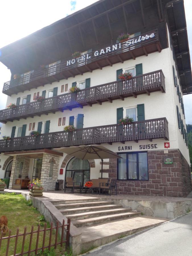 Hotel Garni Suisse サン・マルティーノ・ディ・カストロッツァ エクステリア 写真